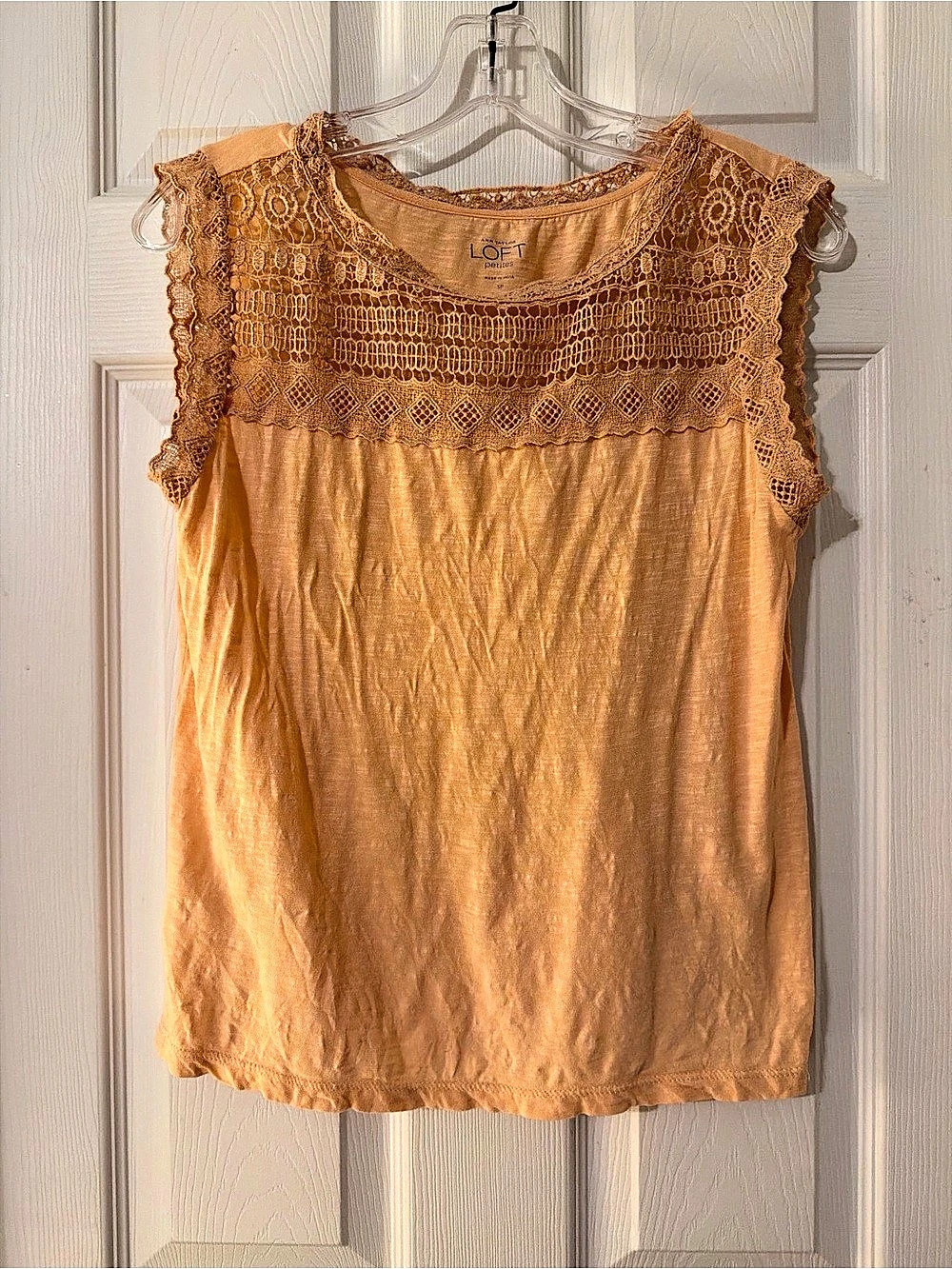 Ann Taylor LOFT Lace Yoke Sleeveless Blouse in Orange Size SP
